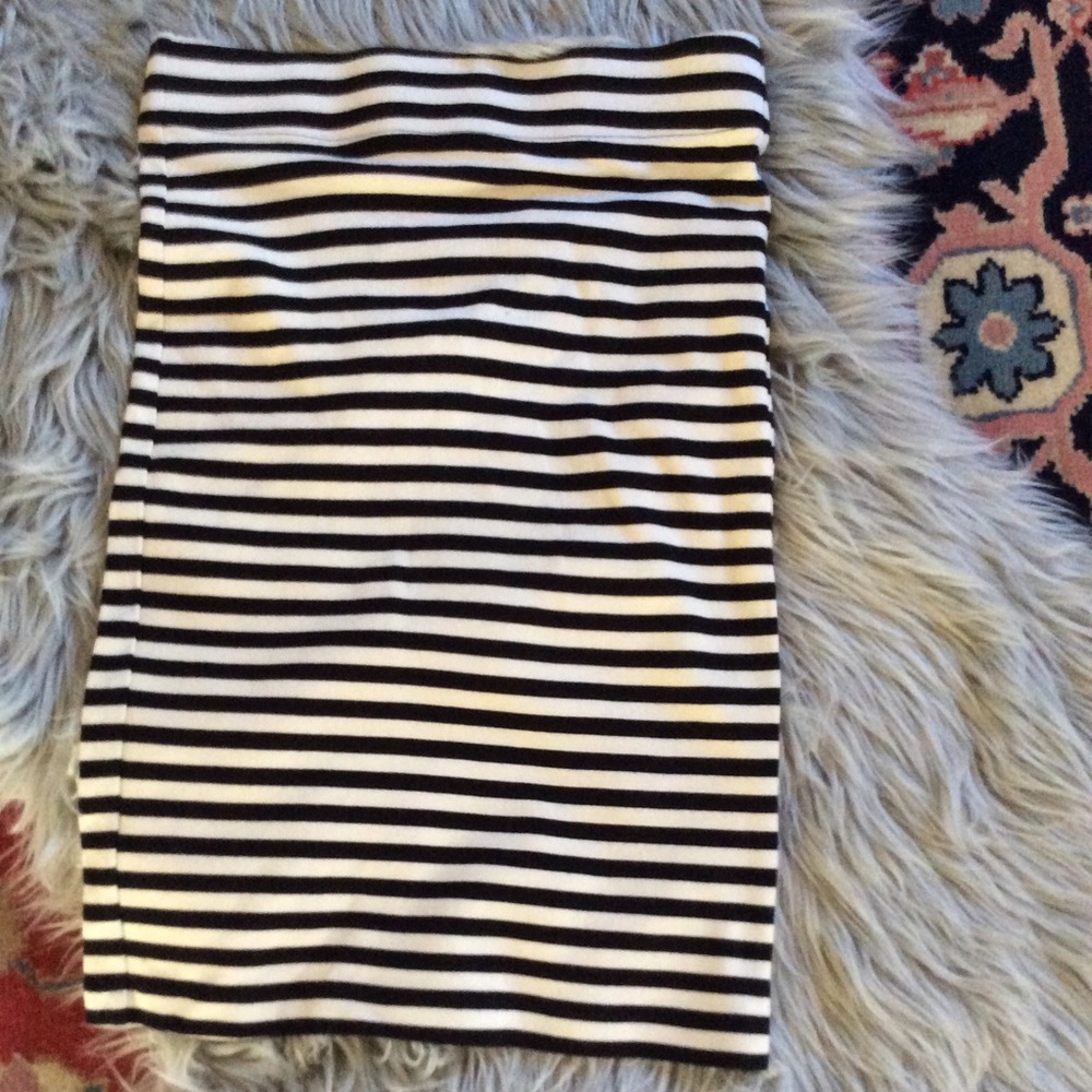 Madewell Hi Line pencil skirt